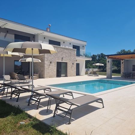 Luxury Villa Serena 2022 - With Heated Pool Cukrici Zewnętrze zdjęcie