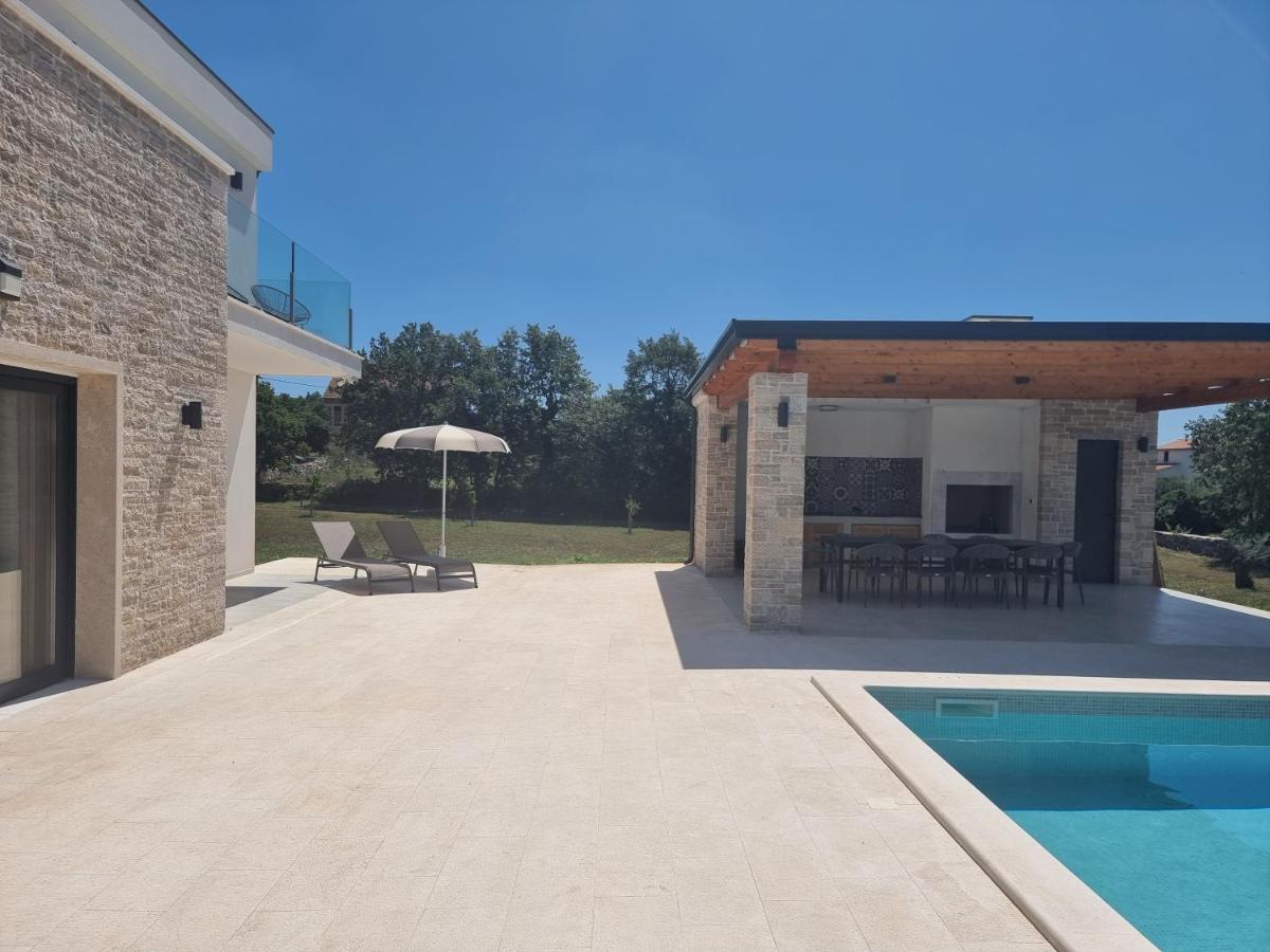 Luxury Villa Serena 2022 - With Heated Pool Cukrici Zewnętrze zdjęcie
