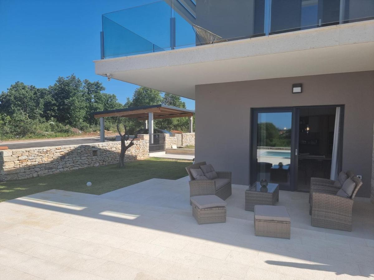 Luxury Villa Serena 2022 - With Heated Pool Cukrici Zewnętrze zdjęcie