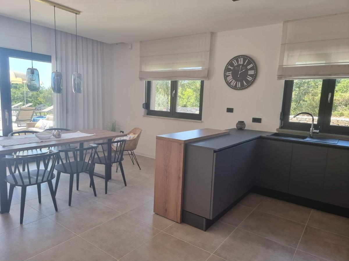 Luxury Villa Serena 2022 - With Heated Pool Cukrici Zewnętrze zdjęcie